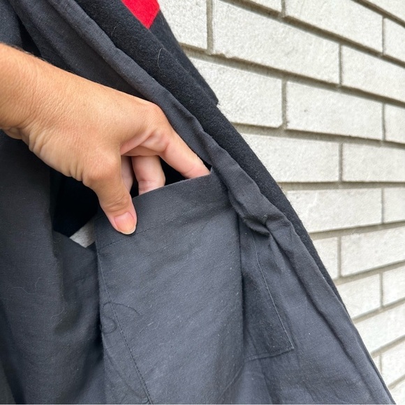 Vintage The Daily Planet Wool Vest Jacket Black Red Nepal Sz M Boho Ethnic Trim - Picture 7 of 9